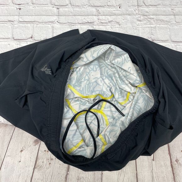 Chubbies Men Swim Shorts Trunks Board Size Large Black M219 -18 - Picture 9 of 16